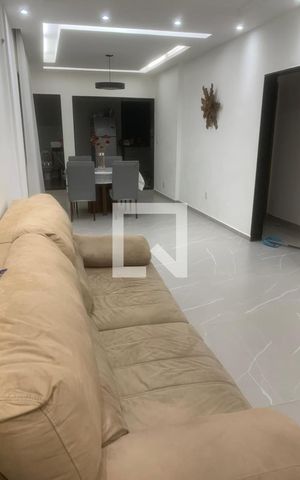 Casa à venda com 300m², 2 quartos e 4 vagas Casa à venda com 300m², 2 quartos e 4 vagasSala