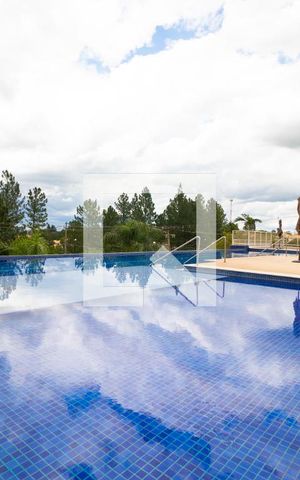 Apartamento à venda com 137m², 4 quartos e 4 vagas Apartamento à venda com 137m², 4 quartos e 4 vagasÁrea comum - Piscina