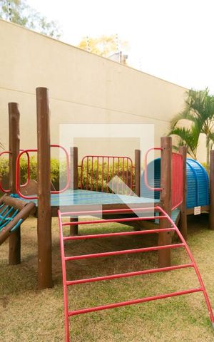 Apartamento à venda com 137m², 4 quartos e 4 vagas Apartamento à venda com 137m², 4 quartos e 4 vagasÁrea comum - Playground