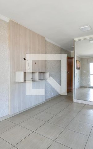 Casa à venda com 250m², 2 quartos e 2 vagasSuíte 2