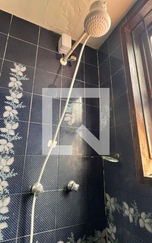 Casa à venda com 610m², 5 quartos e 4 vagas Casa à venda com 610m², 5 quartos e 4 vagasBanheiro Social