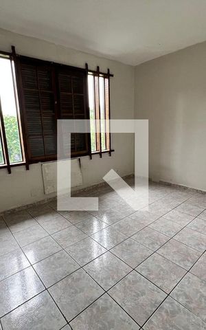 Casa à venda com 610m², 5 quartos e 4 vagas Casa à venda com 610m², 5 quartos e 4 vagasQuarto 03
