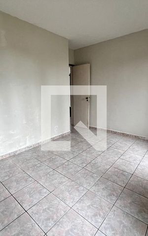 Casa à venda com 610m², 5 quartos e 4 vagas Casa à venda com 610m², 5 quartos e 4 vagasQuarto 03