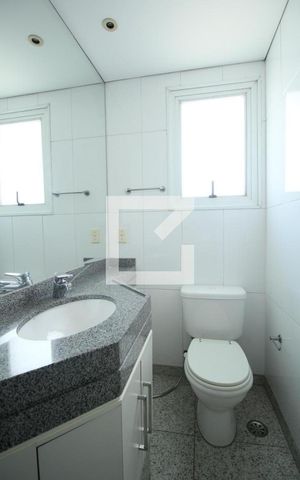 Apartamento à venda com 96m², 2 quartos e 2 vagasBanheiro suíte 2