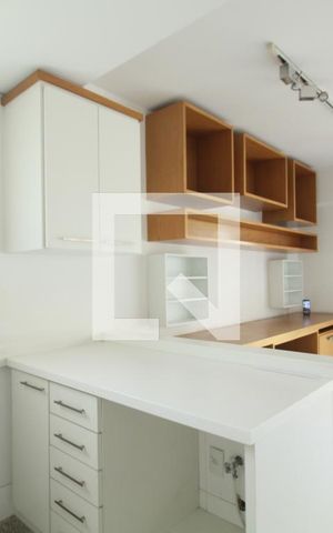 Apartamento à venda com 96m², 2 quartos e 2 vagasCozinha