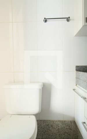 Apartamento à venda com 96m², 2 quartos e 2 vagasBanheiro suíte 1