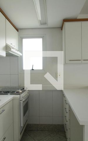 Apartamento à venda com 96m², 2 quartos e 2 vagasCozinha