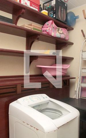 Apartamento à venda com 85m², 2 quartos e sem vagaÁrea de Serviço + Despensa