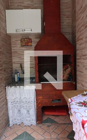 Casa à venda com 350m², 4 quartos e 2 vagasChurrasqueira