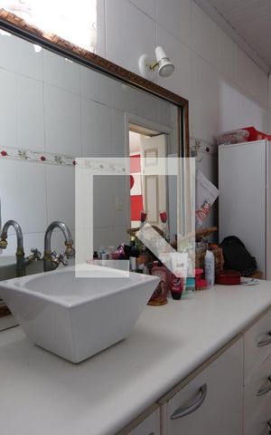 Casa à venda com 350m², 4 quartos e 2 vagasBanheiro da Suíte