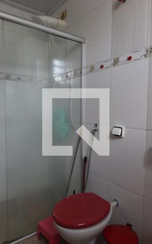 Casa à venda com 350m², 4 quartos e 2 vagasBanheiro da Suíte