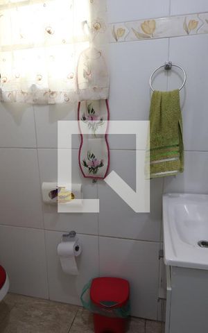 Casa à venda com 350m², 4 quartos e 2 vagasBanheiro Social