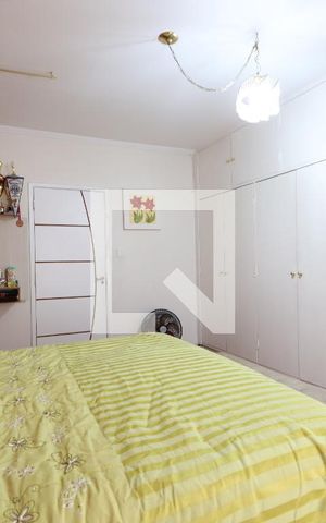 Casa à venda com 350m², 4 quartos e 2 vagasSuíte
