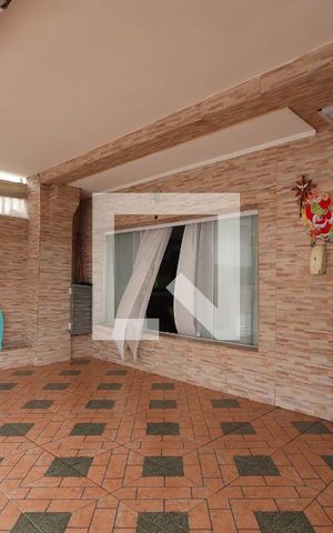 Casa à venda com 350m², 4 quartos e 2 vagasGaragem