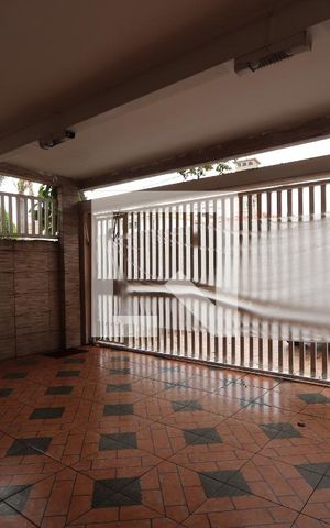 Casa à venda com 350m², 4 quartos e 2 vagasGaragem