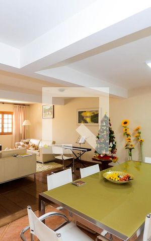 Casa à venda com 352m², 3 quartos e 8 vagasSala de Jantar