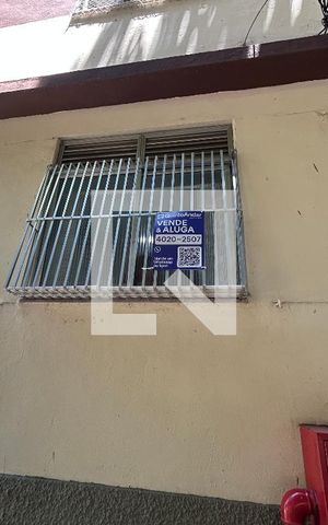 Apartamento para alugar com 70m², 3 quartos e 1 vagaFachada + plaquinha