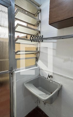 Apartamento para alugar com 70m², 3 quartos e 1 vagaÁrea de Serviço