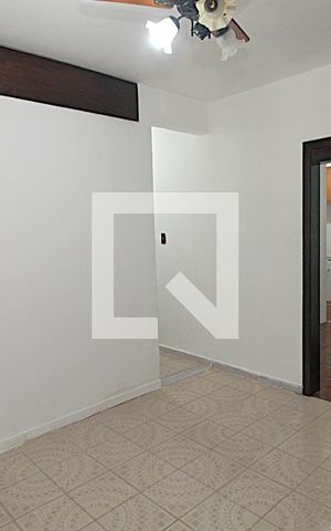 Apartamento para alugar com 70m², 3 quartos e 1 vagaSala