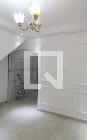 Casa à venda com 220m², 2 quartos e 2 vagasSala de TV