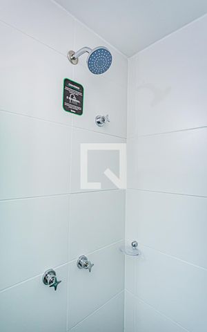 Apartamento para alugar com 38m², 2 quartos e 1 vaga Apartamento para alugar com 38m², 2 quartos e 1 vagaBanheiro