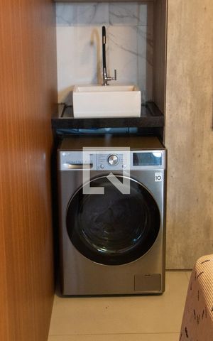 Apartamento à venda com 47m², 1 quarto e 1 vaga Apartamento à venda com 47m², 1 quarto e 1 vagaÁrea de Serviço