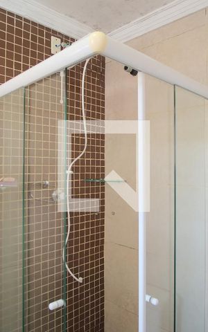 Casa à venda com 290m², 5 quartos e 4 vagasEdícula Banheiro