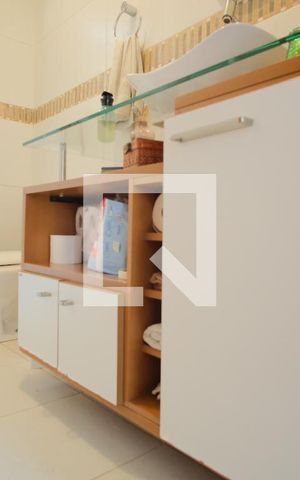 Casa à venda com 290m², 5 quartos e 4 vagasLavabo