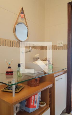 Casa à venda com 290m², 5 quartos e 4 vagasLavabo