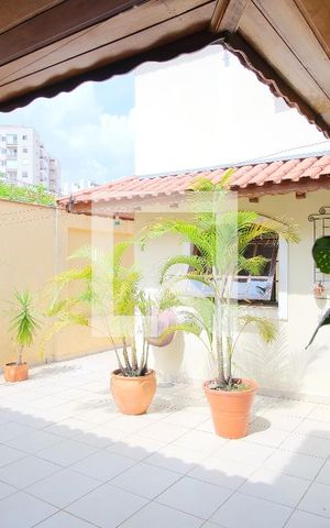 Casa à venda com 290m², 5 quartos e 4 vagasQuintal