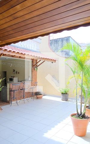 Casa à venda com 290m², 5 quartos e 4 vagasQuintal