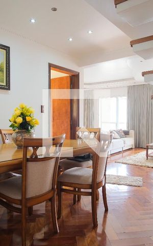 Casa à venda com 290m², 5 quartos e 4 vagasSala de Jantar