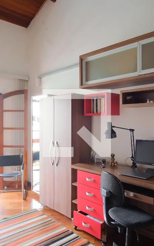 Casa à venda com 290m², 5 quartos e 4 vagasHall dos Quartos