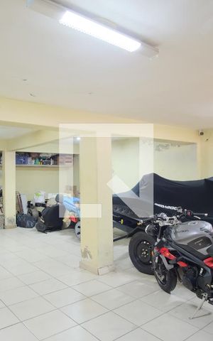 Casa à venda com 290m², 5 quartos e 4 vagasGaragem