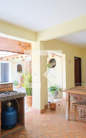 Casa à venda com 290m², 5 quartos e 4 vagasEspaço Gourmet