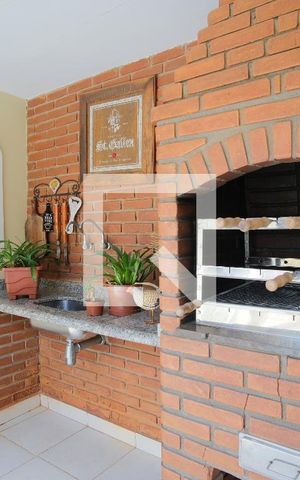 Casa à venda com 290m², 5 quartos e 4 vagasQuintal
