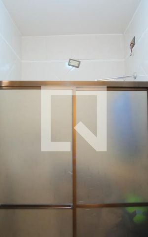 Casa à venda com 290m², 5 quartos e 4 vagasBanheiro de serviço