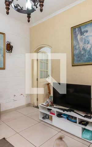 Casa à venda com 119m², 2 quartos e 1 vagaSala
