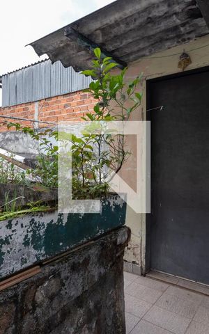 Casa à venda com 119m², 2 quartos e 1 vagaÁrea de Serviço