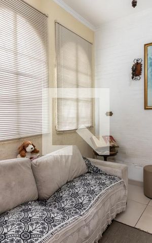 Casa à venda com 119m², 2 quartos e 1 vagaSala