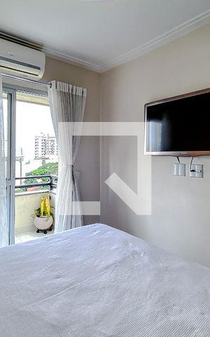 Apartamento à venda com 81m², 3 quartos e 2 vagasQuarto 2 - Suíte
