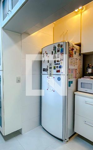 Apartamento à venda com 81m², 3 quartos e 2 vagasCozinha