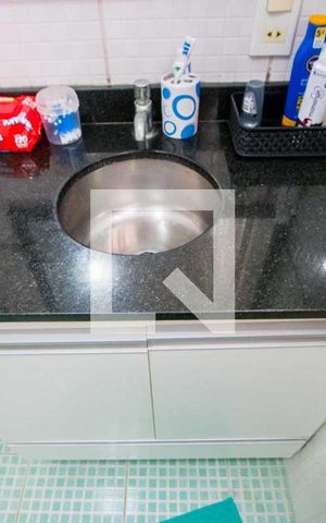 Apartamento para alugar com 98m², 3 quartos e 1 vaga Apartamento para alugar com 98m², 3 quartos e 1 vagaBanheiro social