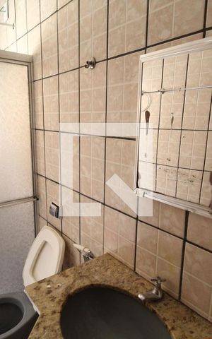 Casa para alugar com 210m², 3 quartos e 3 vagasBanheiro Social