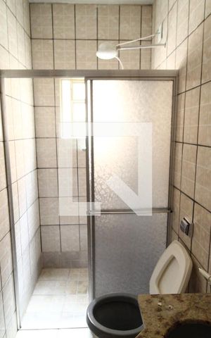 Casa para alugar com 210m², 3 quartos e 3 vagasBanheiro Social