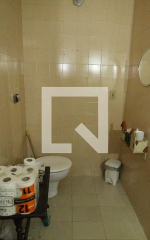 Casa de condomínio à venda com 684m², 3 quartos e 3 vagasBanheiro 2