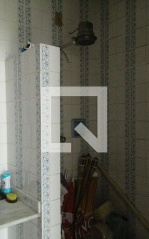 Casa de condomínio à venda com 684m², 3 quartos e 3 vagasÁrea de serviço - Banheiro