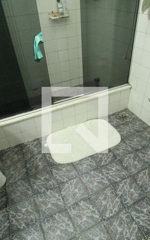 Casa de condomínio à venda com 684m², 3 quartos e 3 vagasBanheiro 1