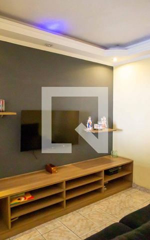 Casa à venda com 300m², 5 quartos e 1 vagaSala de TV