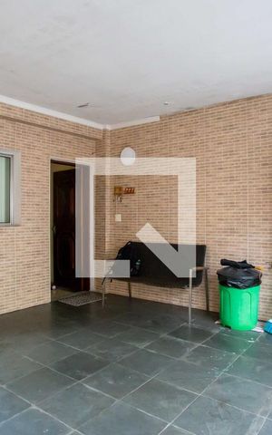 Casa à venda com 300m², 5 quartos e 1 vagaGaragem